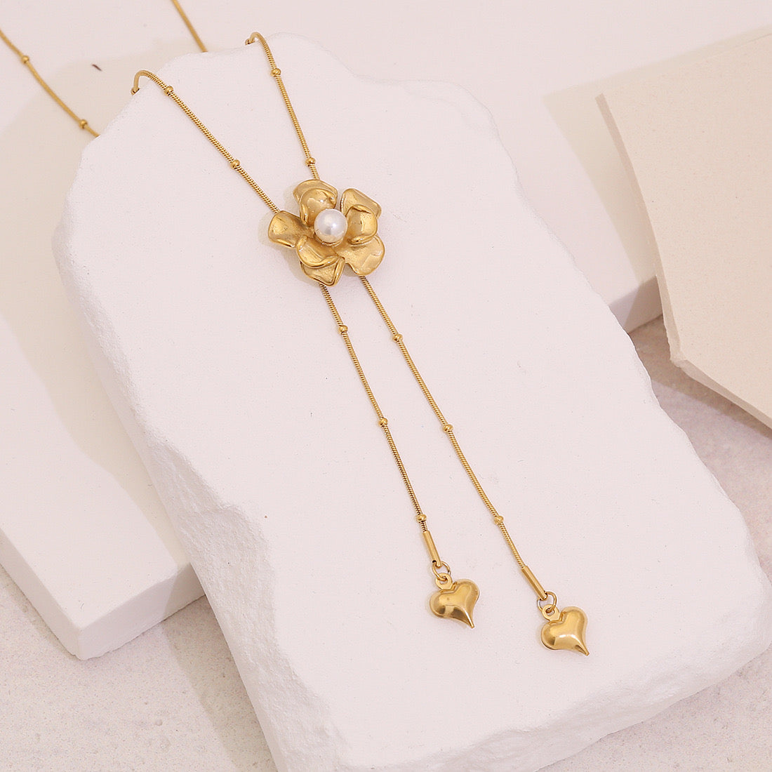 Faux Pearl Camellia Tassel Necklace