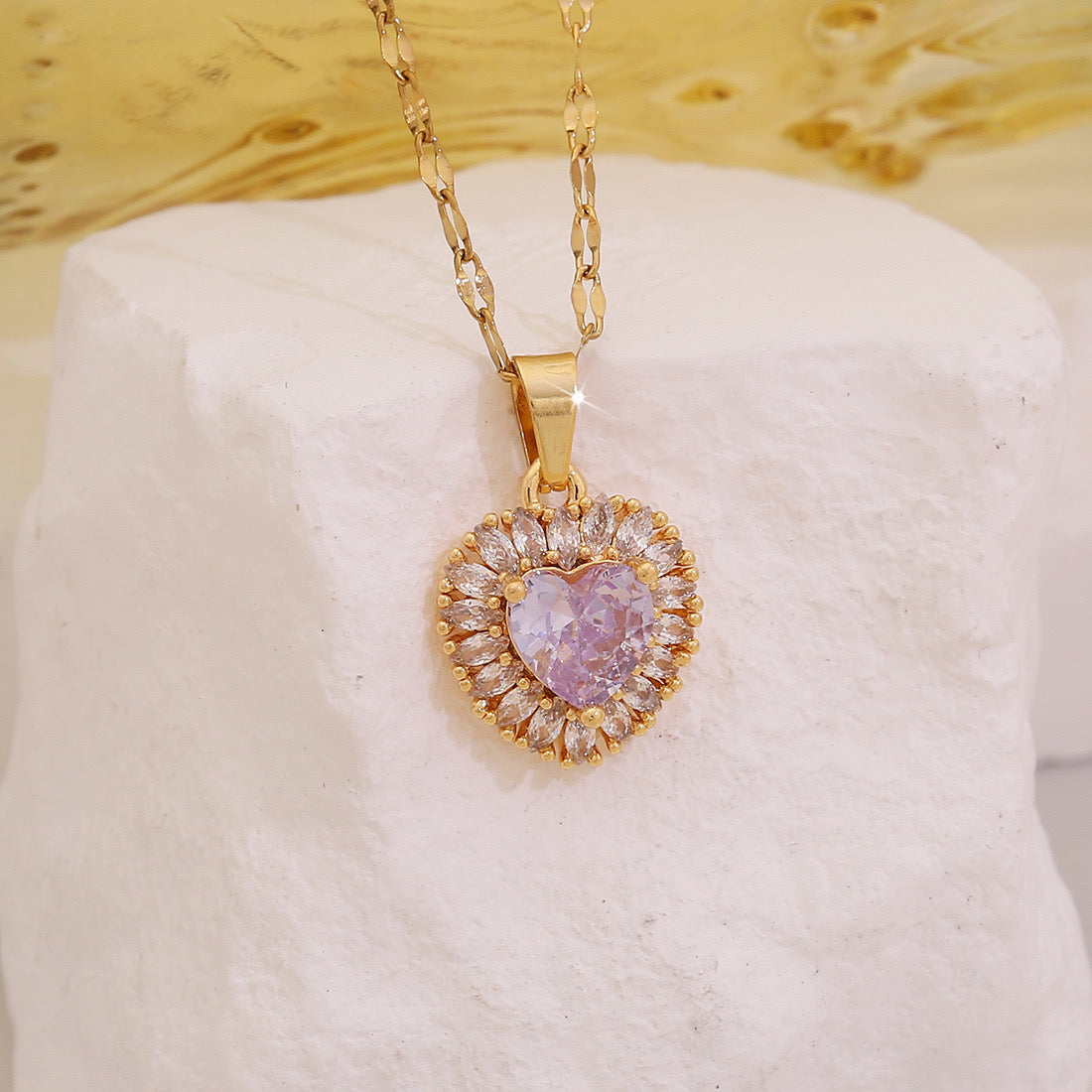 Fashion Zircon Heart Pendant Necklace