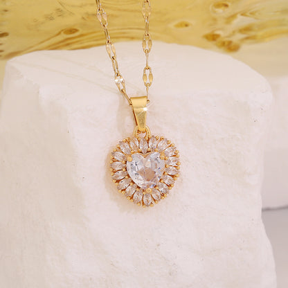 Fashion Zircon Heart Pendant Necklace