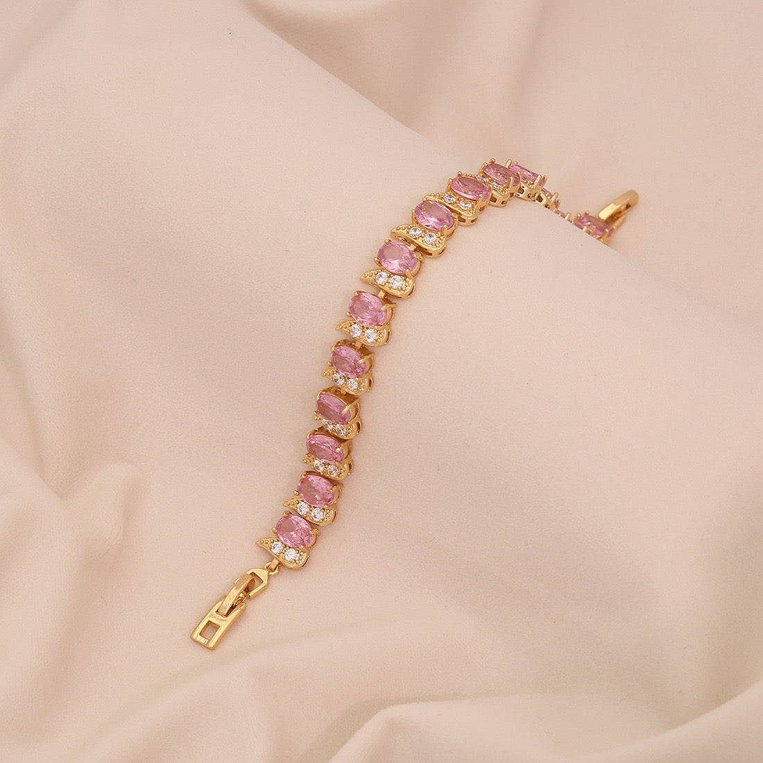 Roman Heart Zircon Bracelet