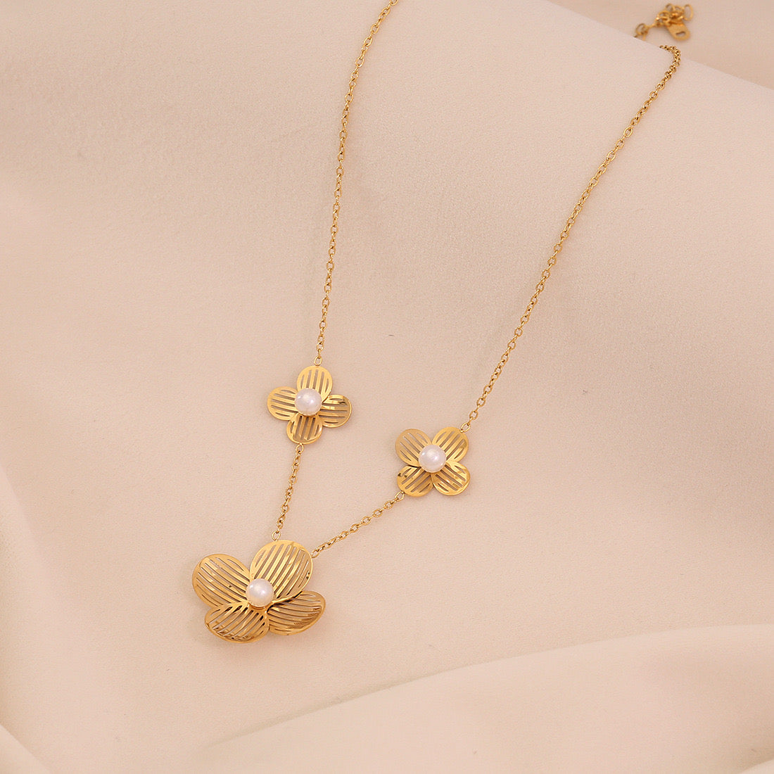 Flower Pendant Stainless Steel Necklace