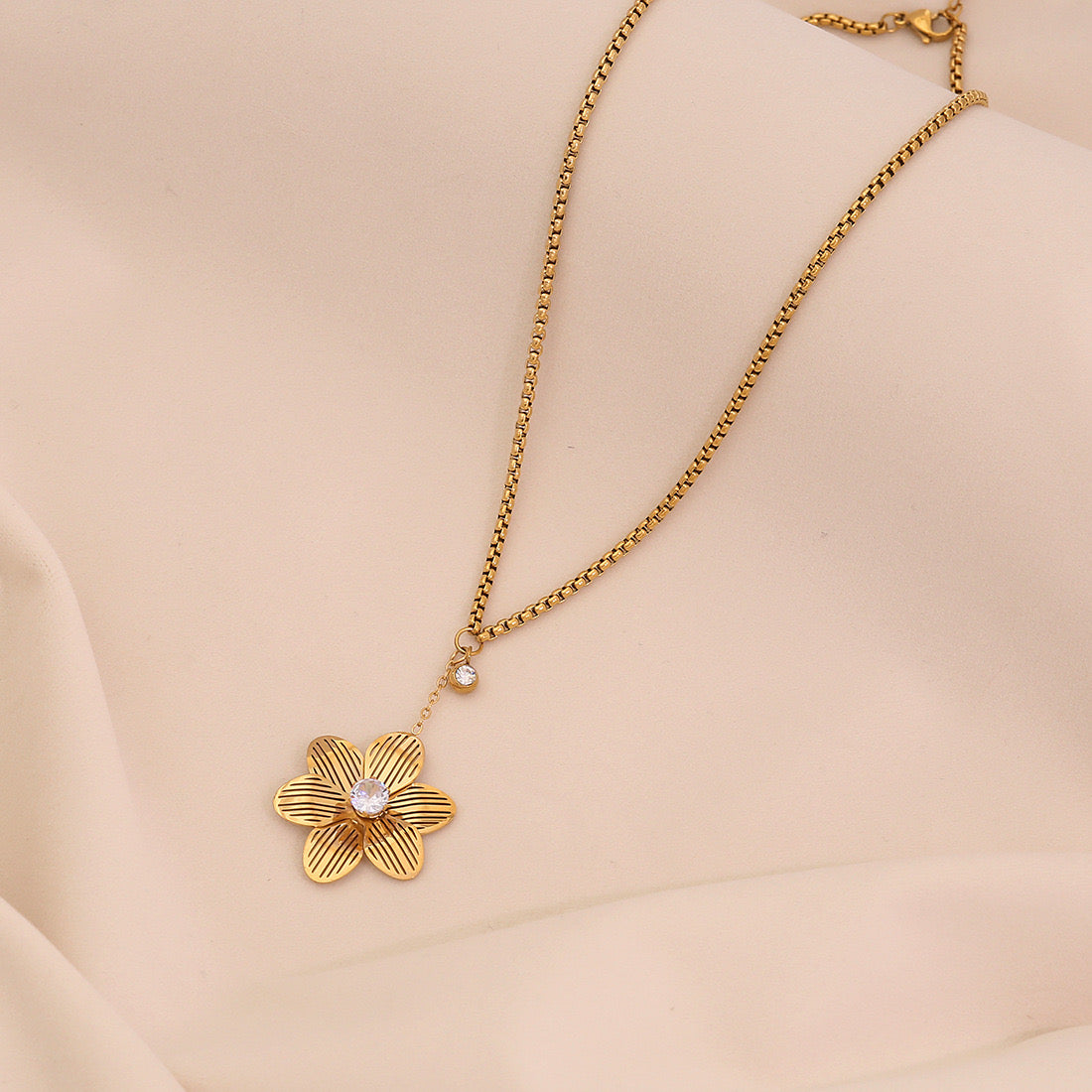 Flower Pendant Stainless Steel Necklace