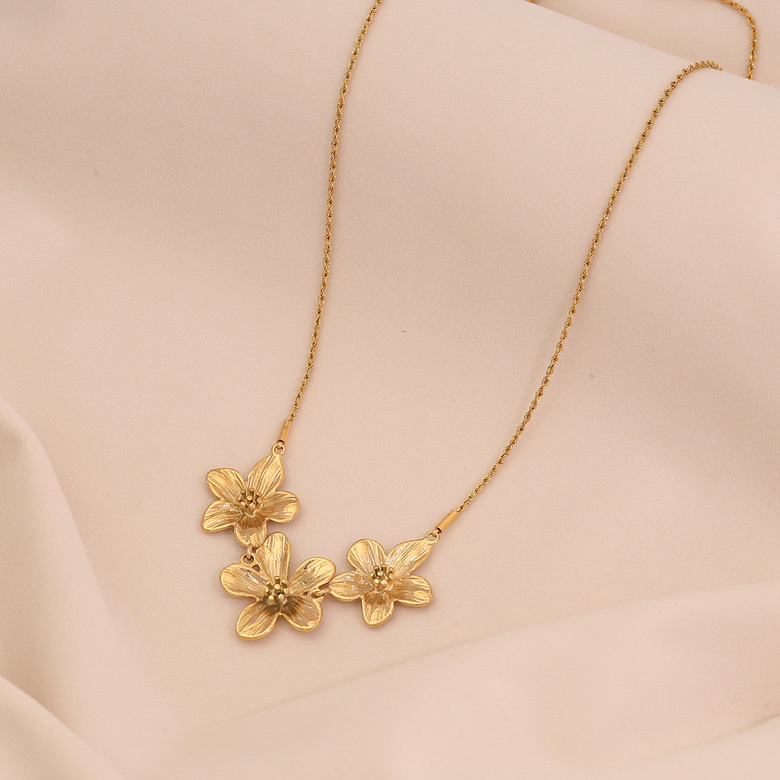 Flower Pendant Stainless Steel Necklace