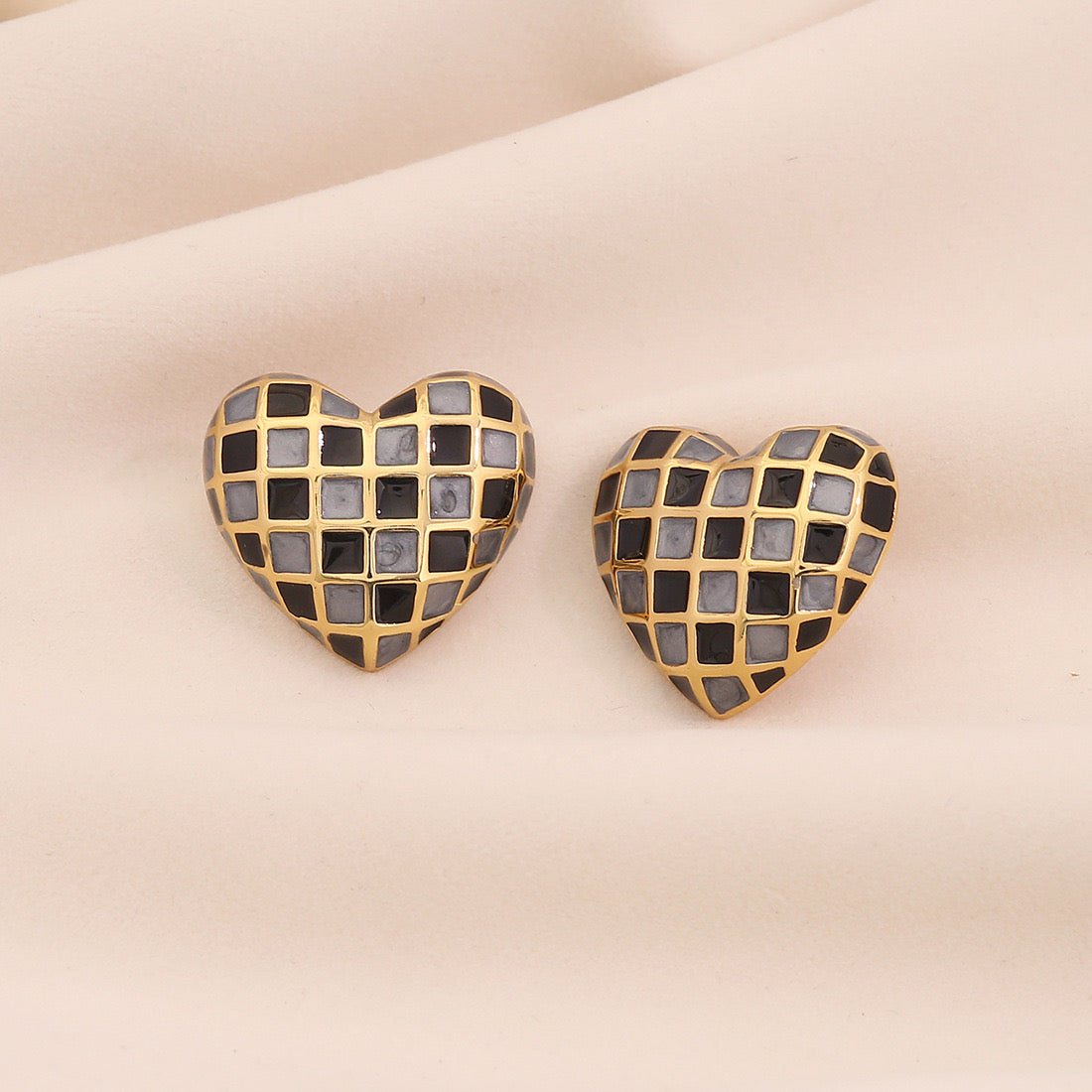3D Heart Checkered Stud Earrings