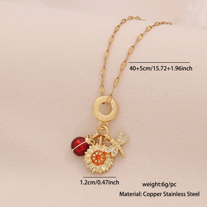 Four-Leaf Clover Heart Daisy Pendant Necklace