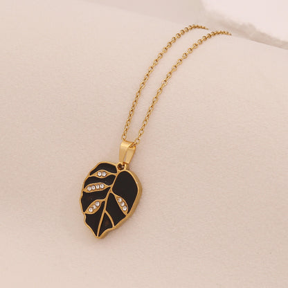Multicolour Leaf Pendant Necklace