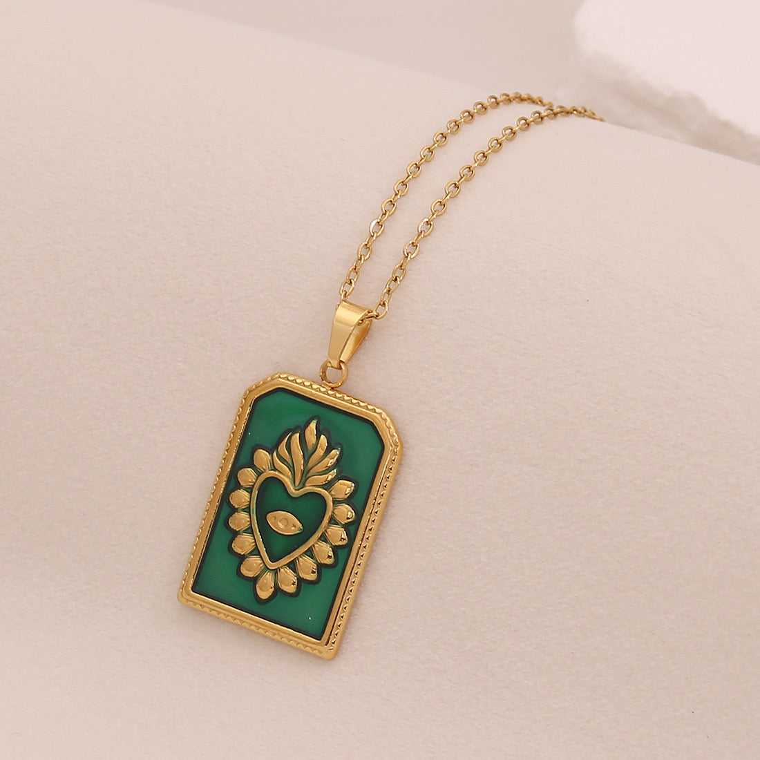 Multicolour Heart Tarot Card Pendant Necklace