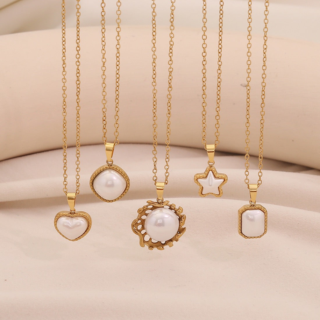 Faux Pearl Heart Pendant Necklace with Star Charm