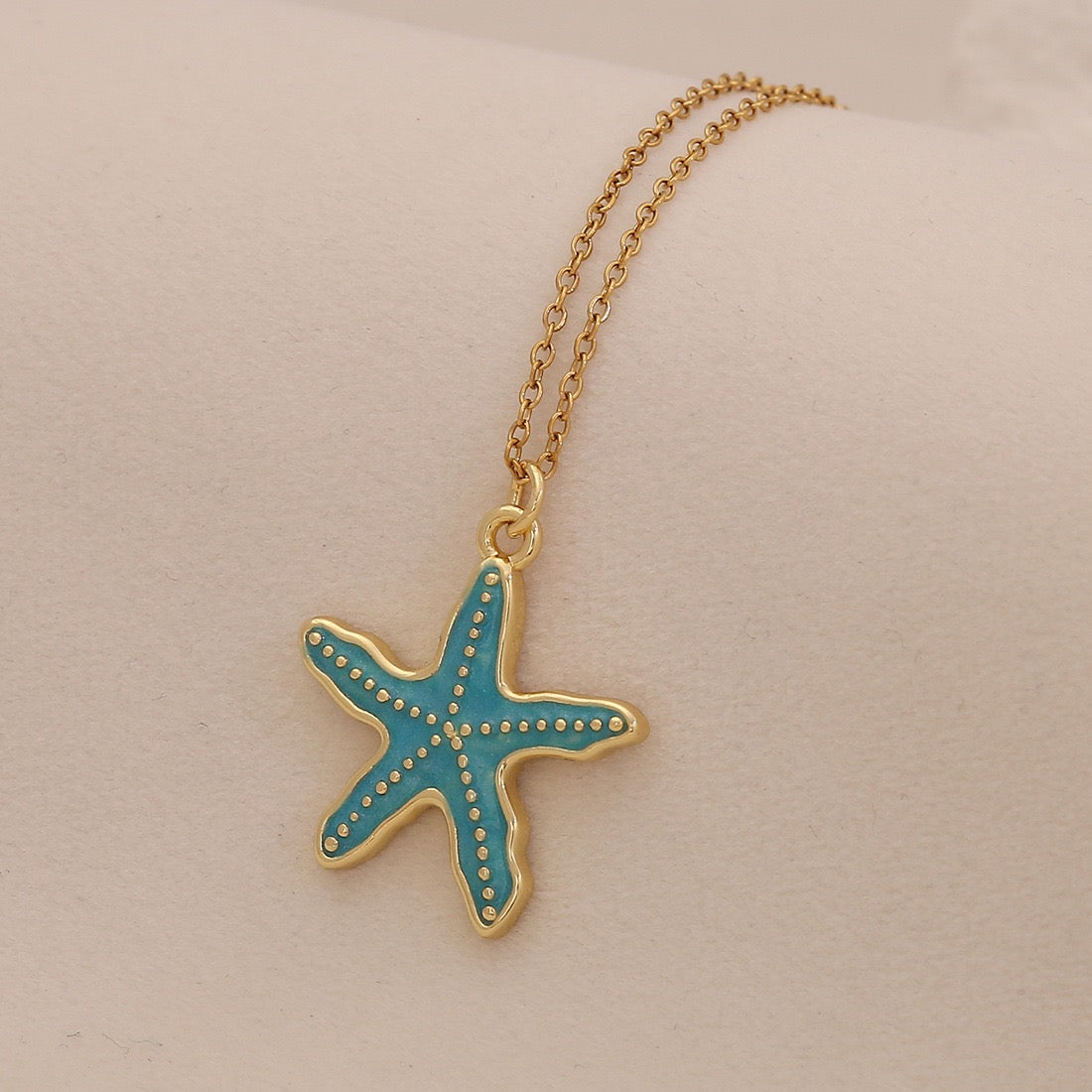 Enamel Conch & Starfish Beach Necklace