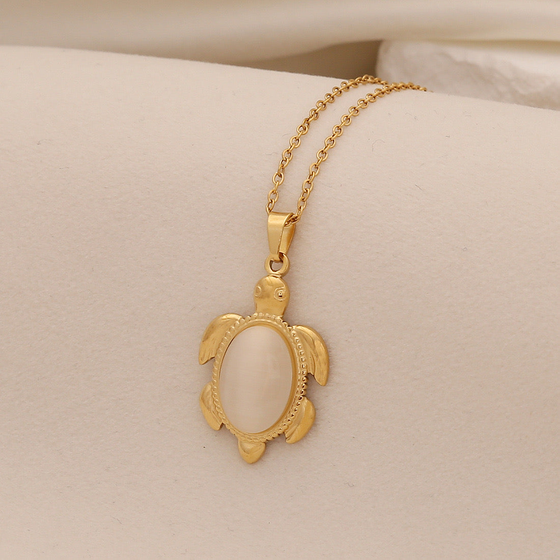 Sea Turtle & Seahorse Cat’s Eye Necklace