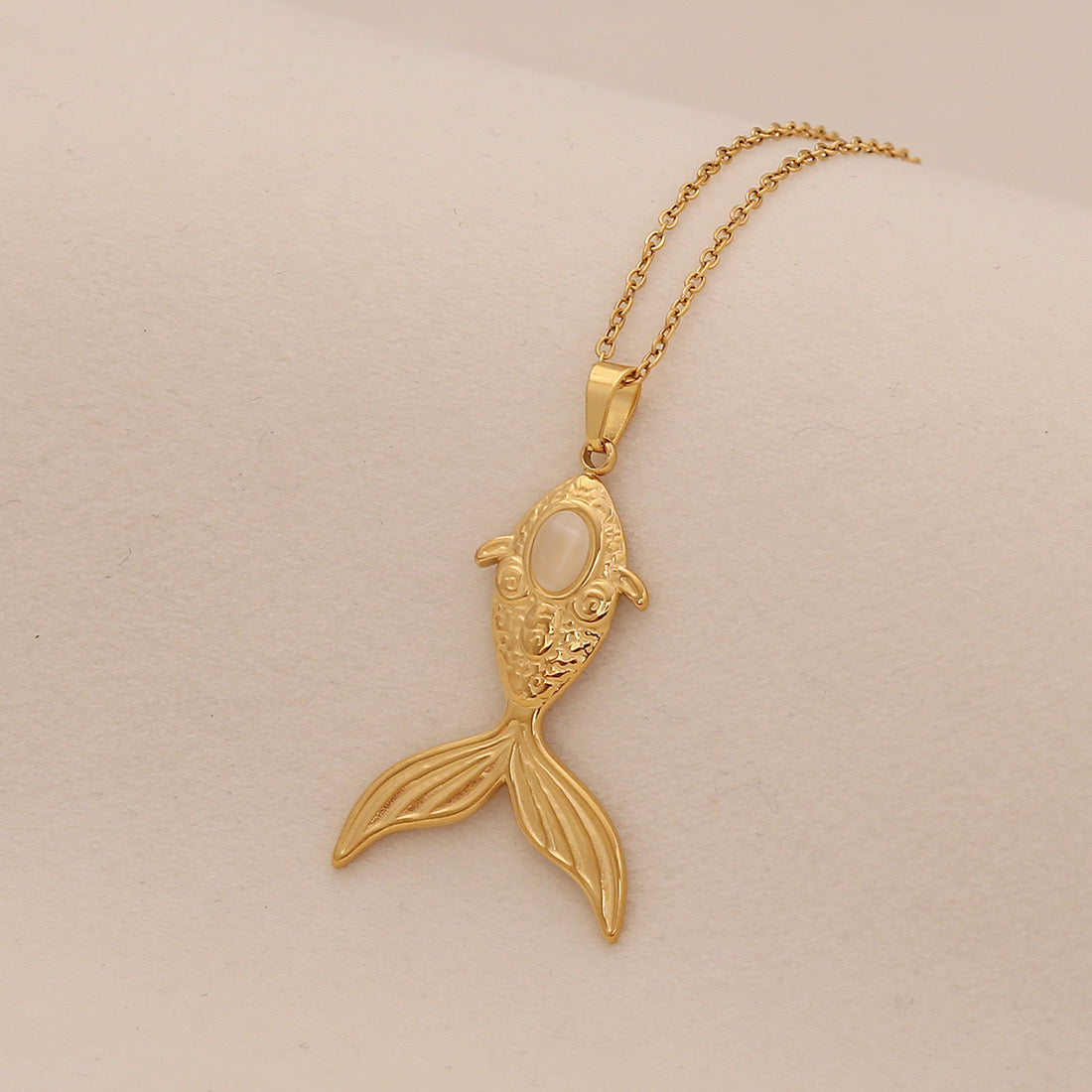 Sea Turtle & Seahorse Cat’s Eye Necklace