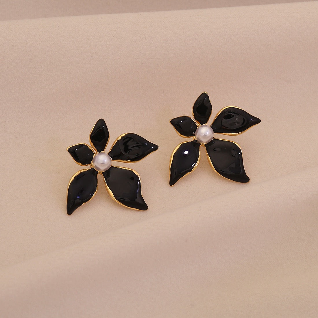 Enamel Flower & Pearl Stud Earrings