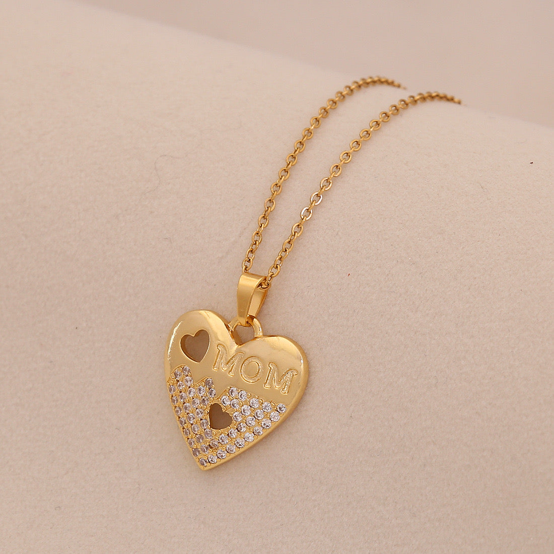 Zircon Heart Pendant Necklace
