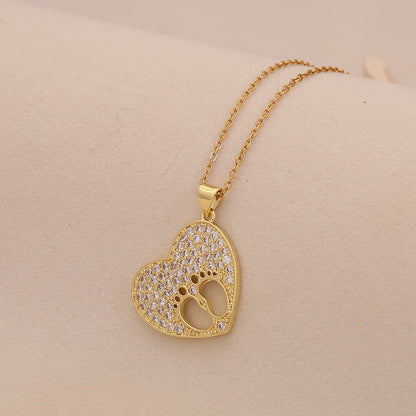 Zircon Heart Pendant Necklace