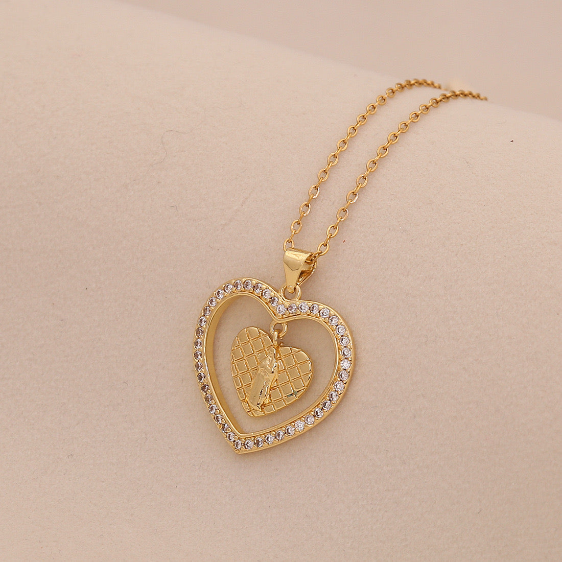 Zircon Heart Pendant Necklace