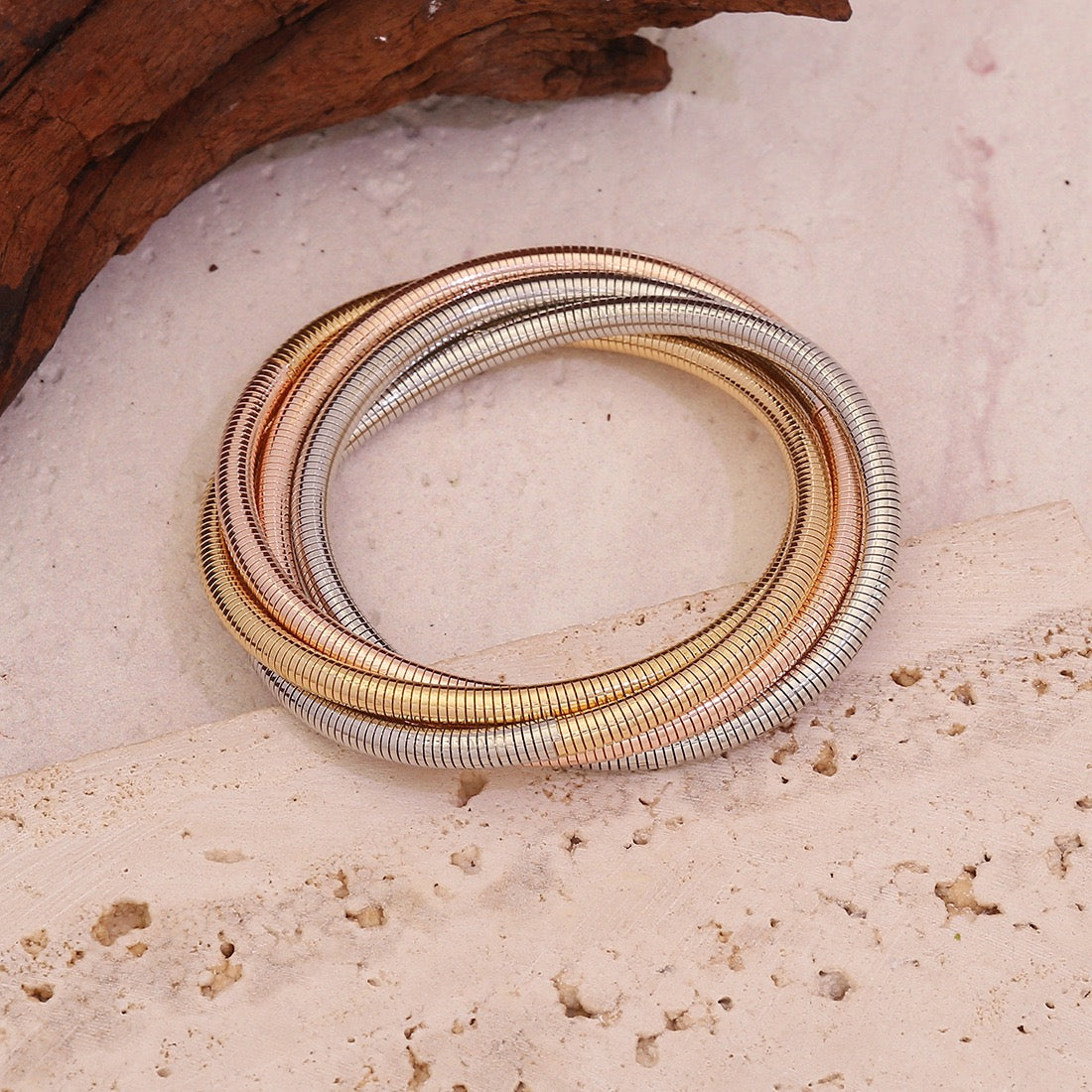 Minimalist Multilayer Metal Spring Bracelet