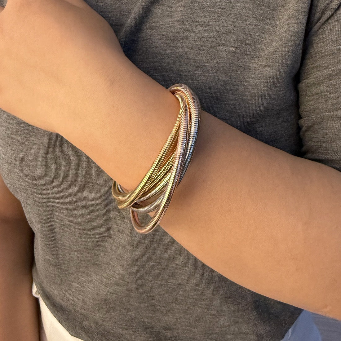 Minimalist Multilayer Metal Spring Bracelet
