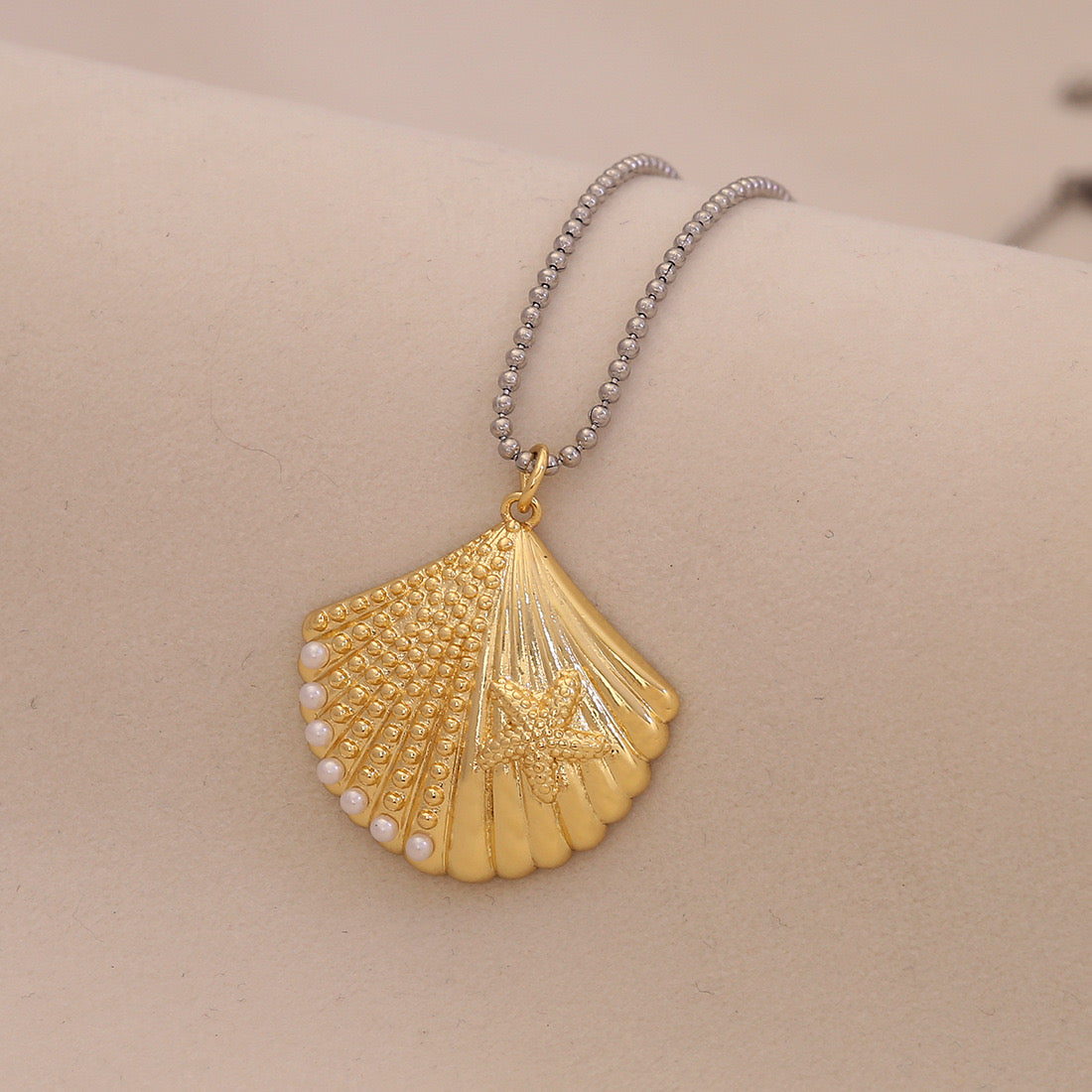 Scallop & Starfish Beach Pearl Necklace