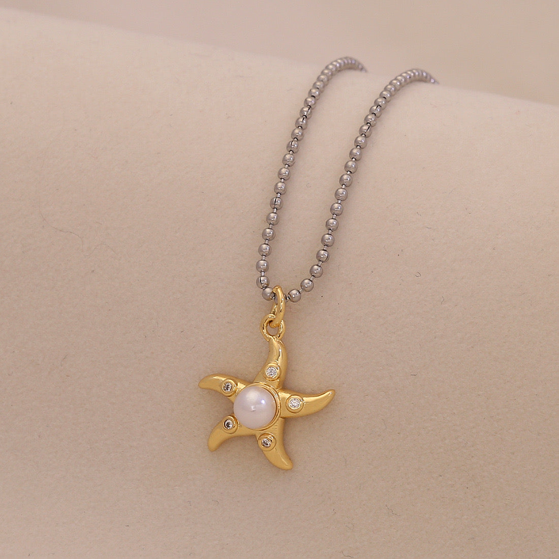 Scallop & Starfish Beach Pearl Necklace