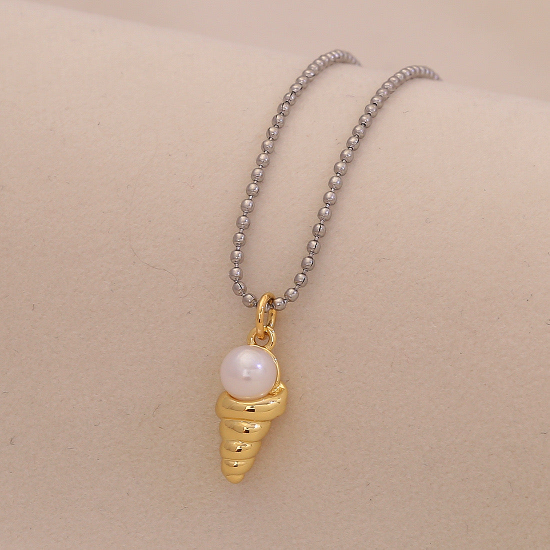 Scallop & Starfish Beach Pearl Necklace
