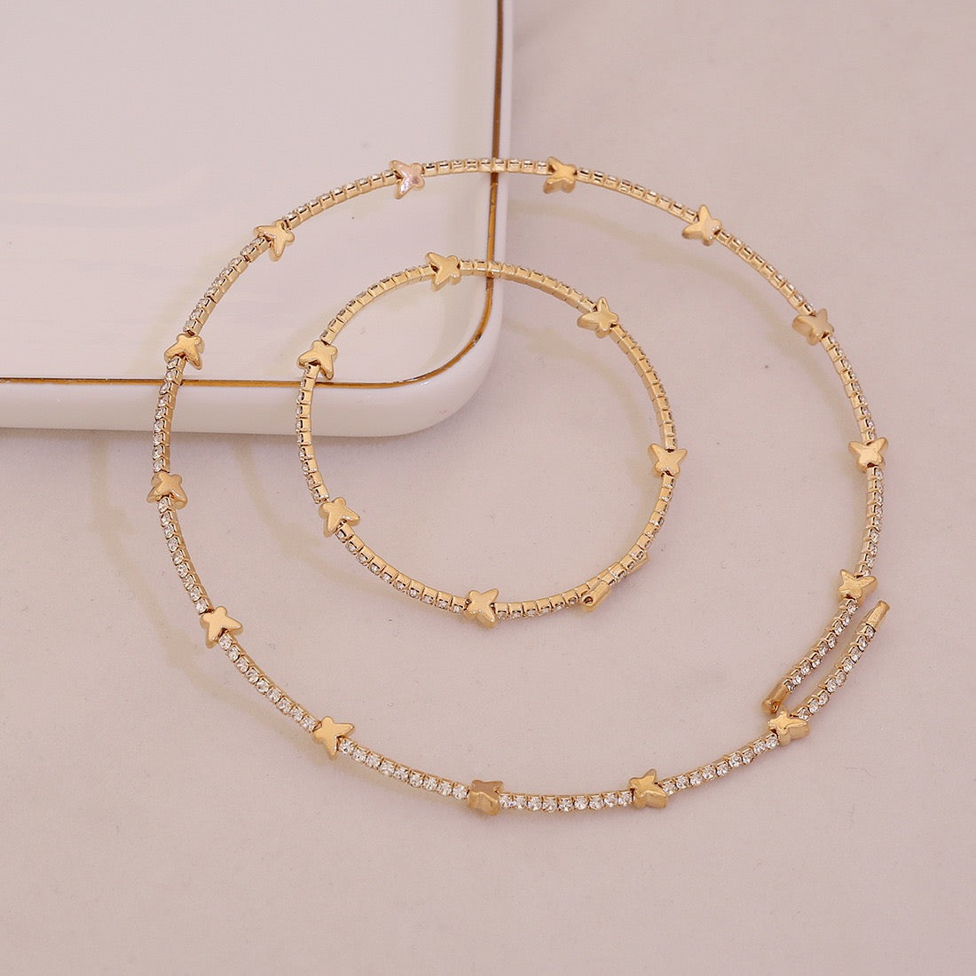 Radiant Claw Rhinestone Choker Set