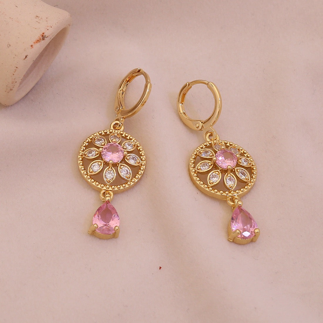 Vintage Teardrop Filigree Earrings