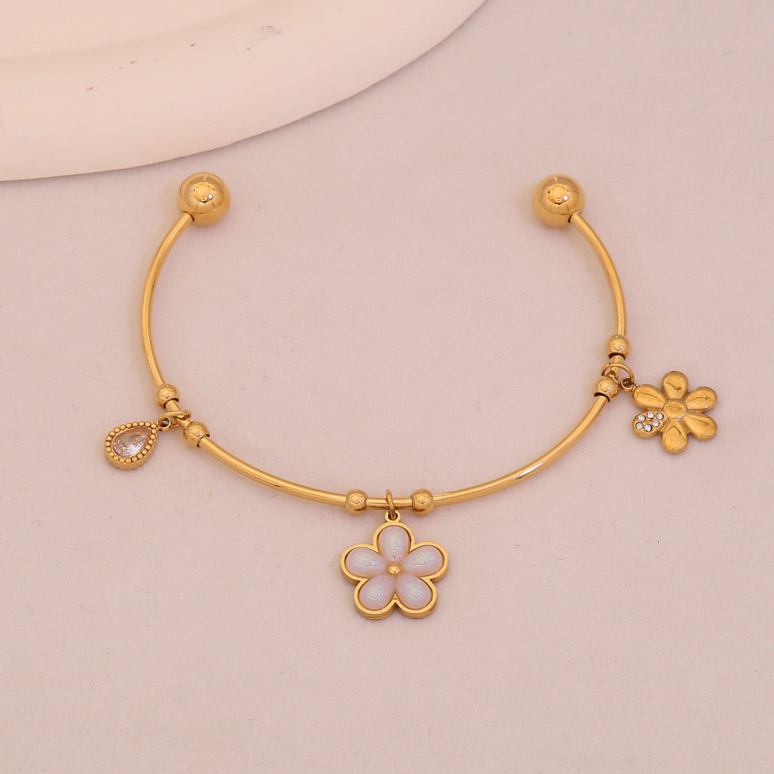 Blooming Heart Charm Bracelet