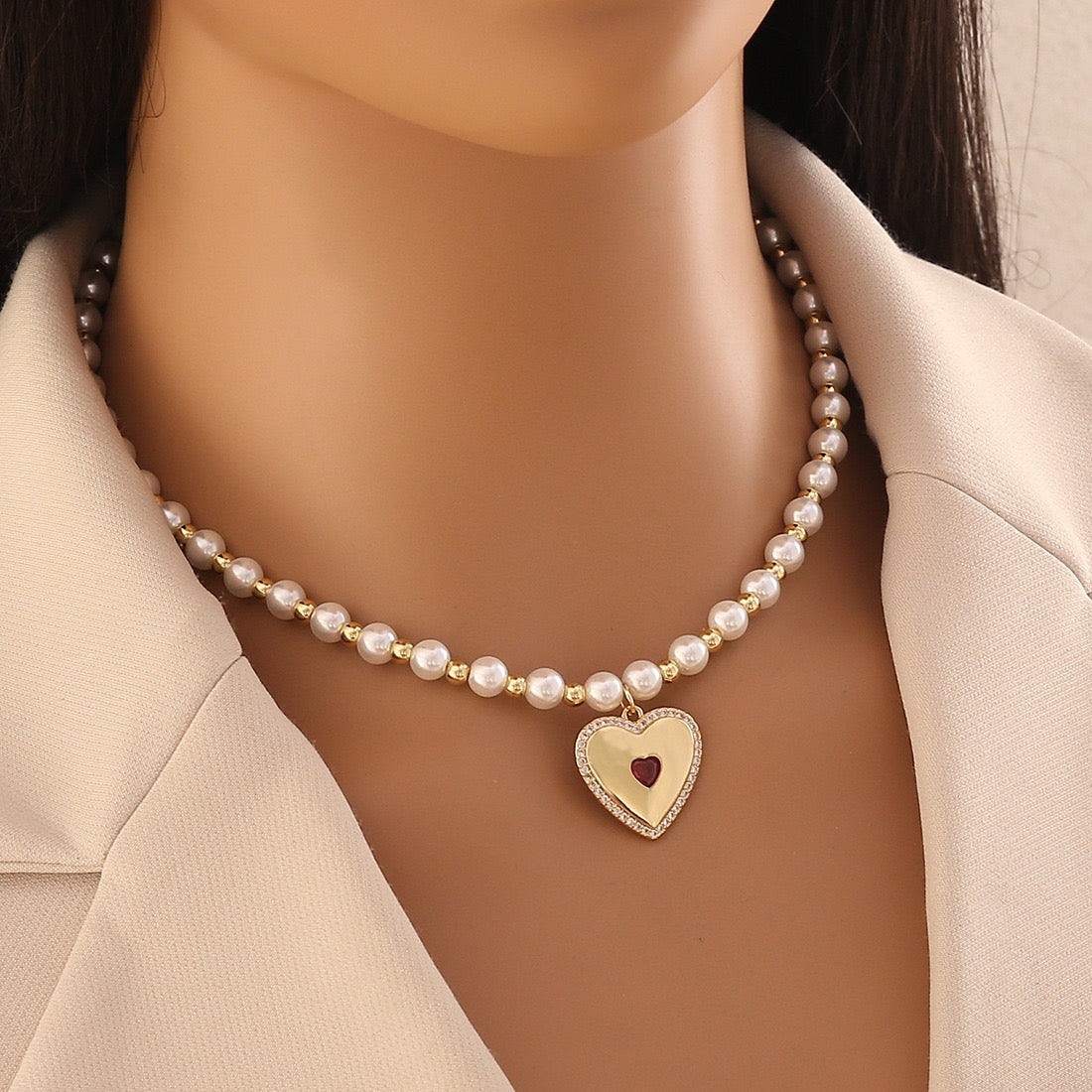 Luna Heart Pearl Necklace Set