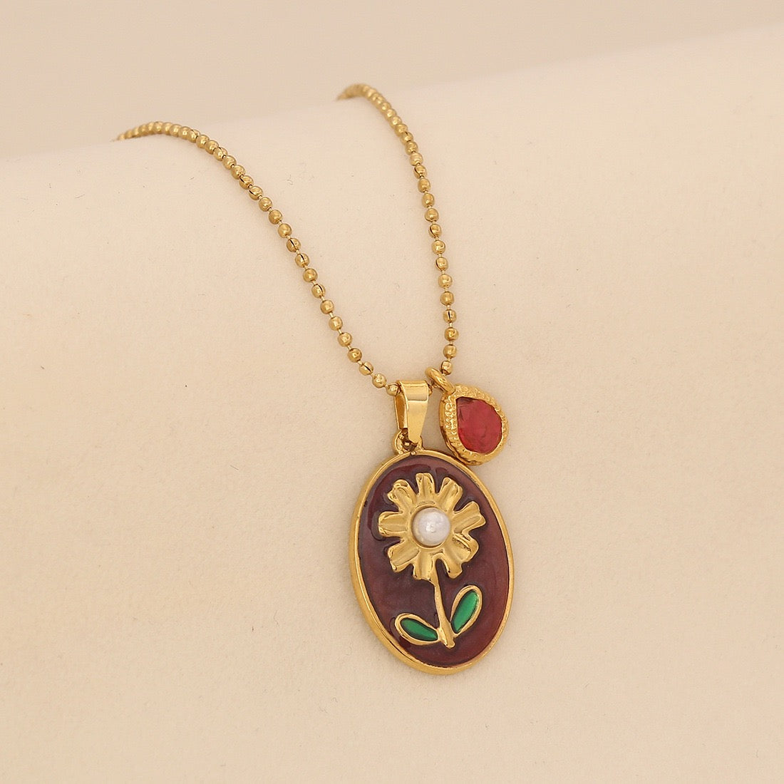 Vintage Bloom Pendant Necklace