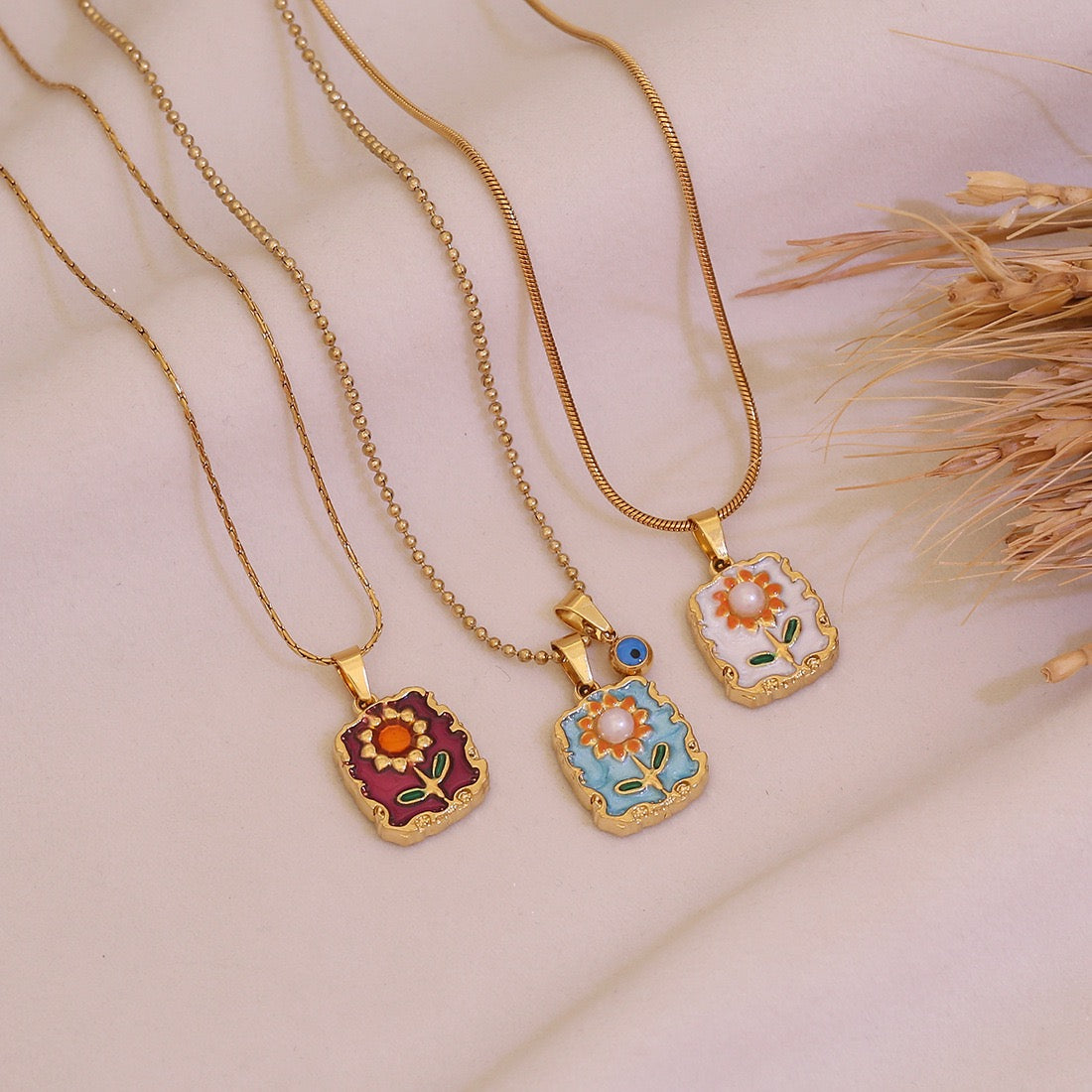 Vintage Sunflower Pendant Necklace