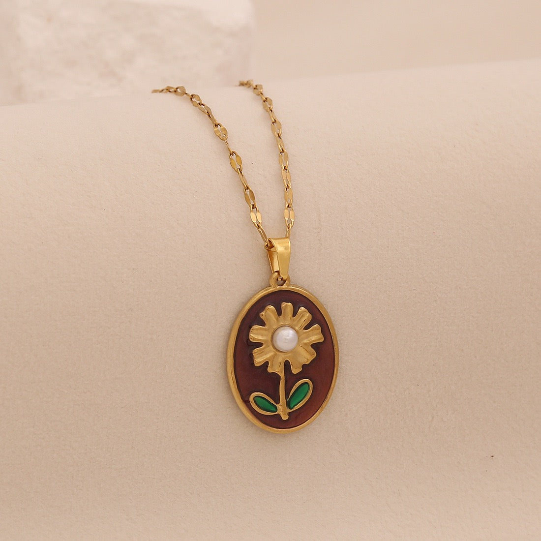 Golden Sunflower Pendant Necklace